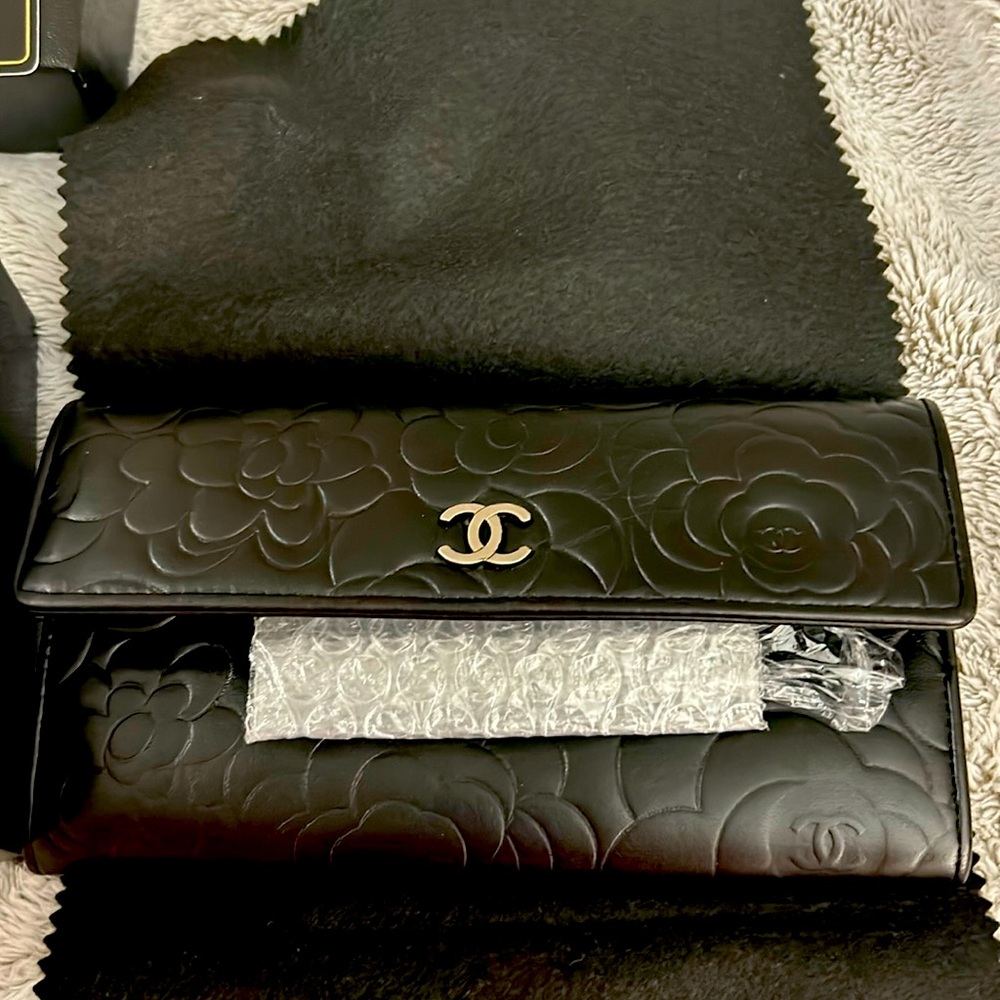 Authentic Chanel wallet